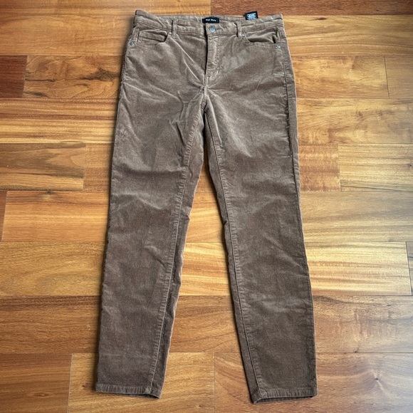 Well Worn stretchy cords - Picture 2 of 11